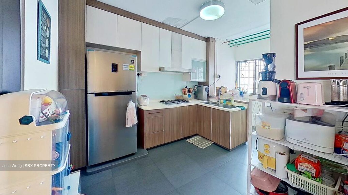 Blk 125 Tampines Street 11 (Tampines), HDB Executive #460122511